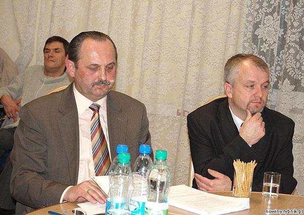 Rada miasta zgodziła się na zwolnienie Witolda Raszczyka (pierwszy z lewej) z pracy w kopalni Borynia
