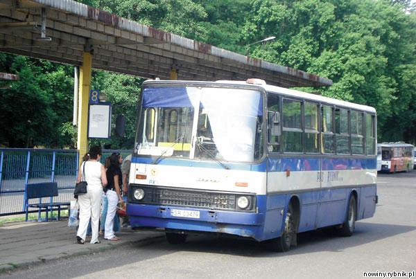 Autobus 1 / Autobus 2 (autor: Beata Kopczyńska)