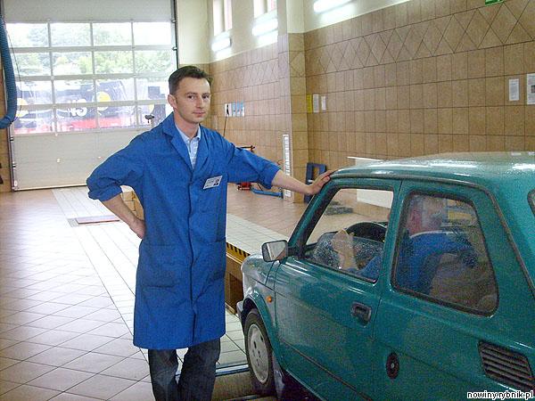 Robert Czech sprawdza auta w okręgowej stacji w Rybniku