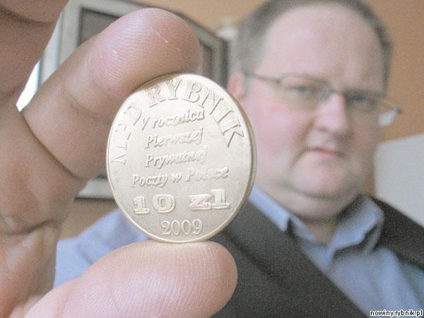 Tomasz Bodach z okazji jubileuszu swojej poczty wydał pamiątkową monetę