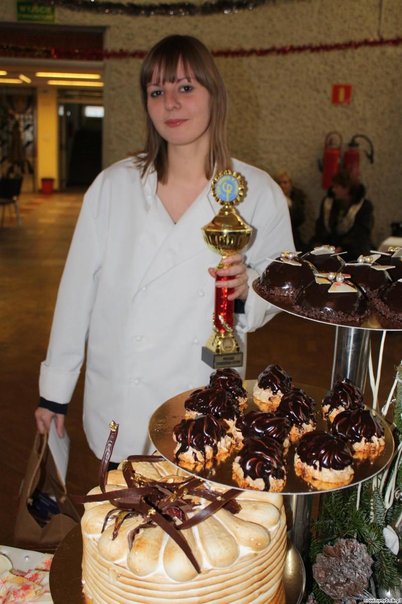 Zwyciężyły świąteczne torty przygotowane przez Annę Krzemińską / Adrian Karpeta