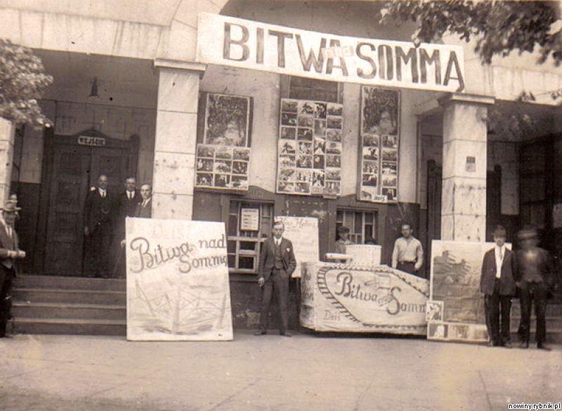 Kino Helios, tak popularne w Rybniku, mieściło się na rogu ulicy Reja i placu Wolności / Archiwum