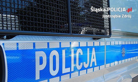 Policja/Policjanci notorycznie zatrzymują kierowców, którzy nie stosują się do nowych przepisów na ul. Stodoły