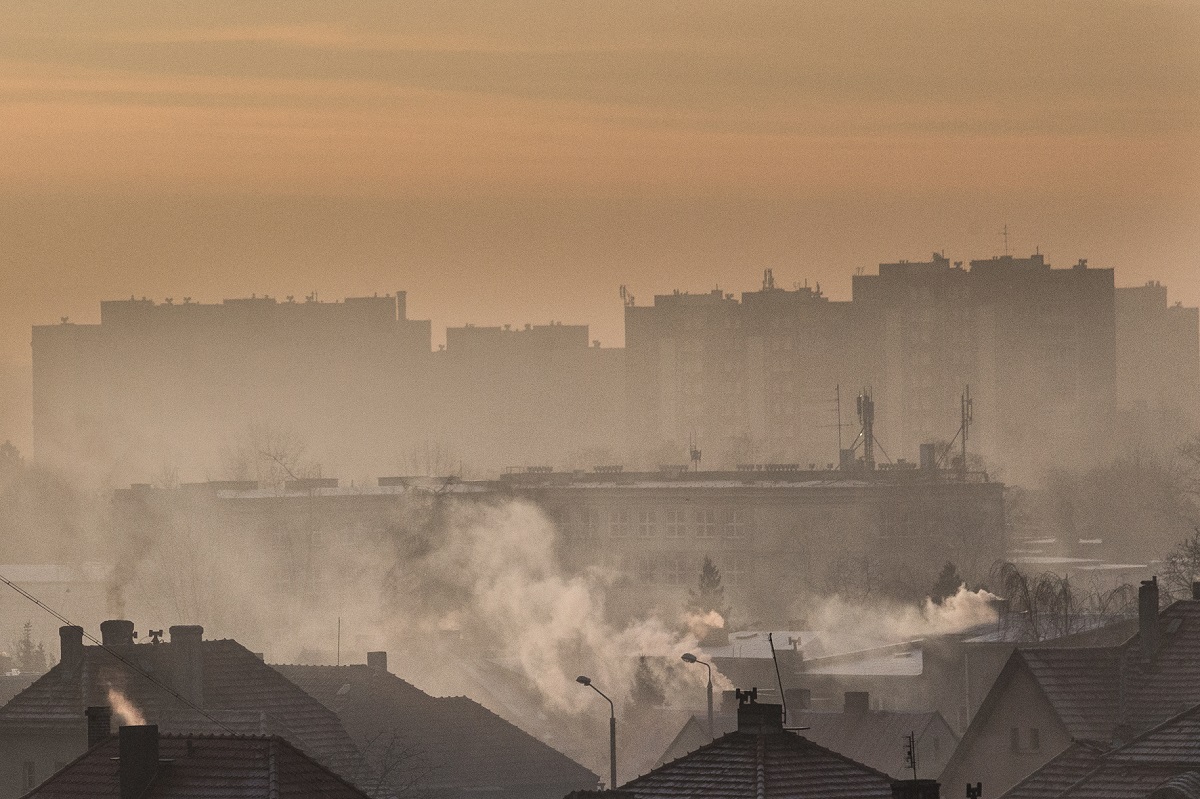 Dominik Gajda Smog nad Rybnikiem jest skutkiem głównie opalania domów „kopciuchami”