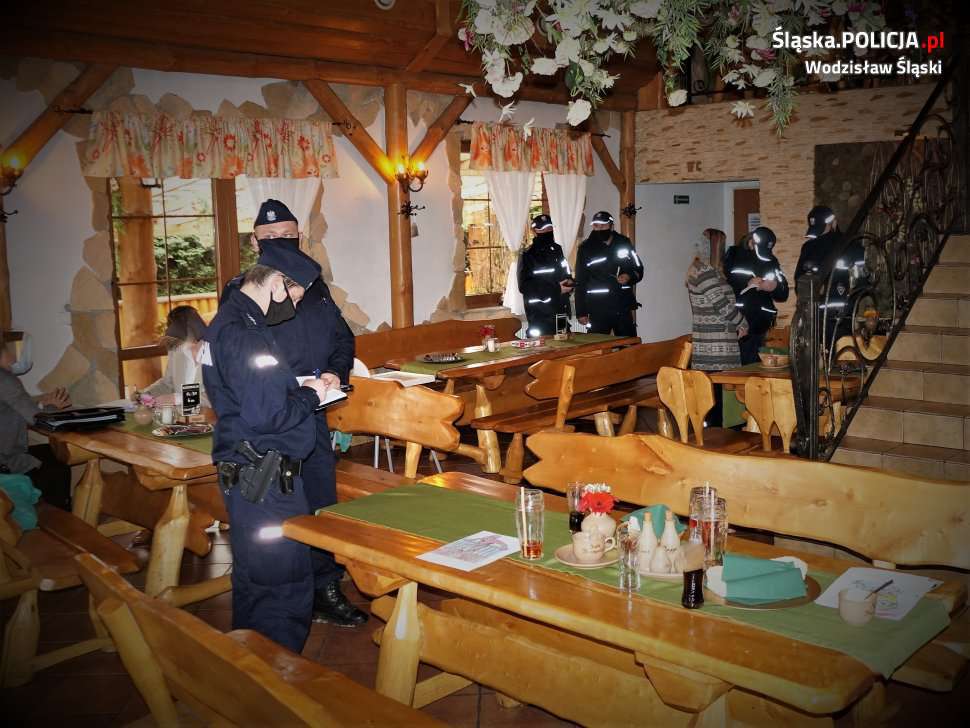 KPP Wodzisław Sanepid wydał decyzję o natychmiastowym zaprzestaniu działalności restauracji