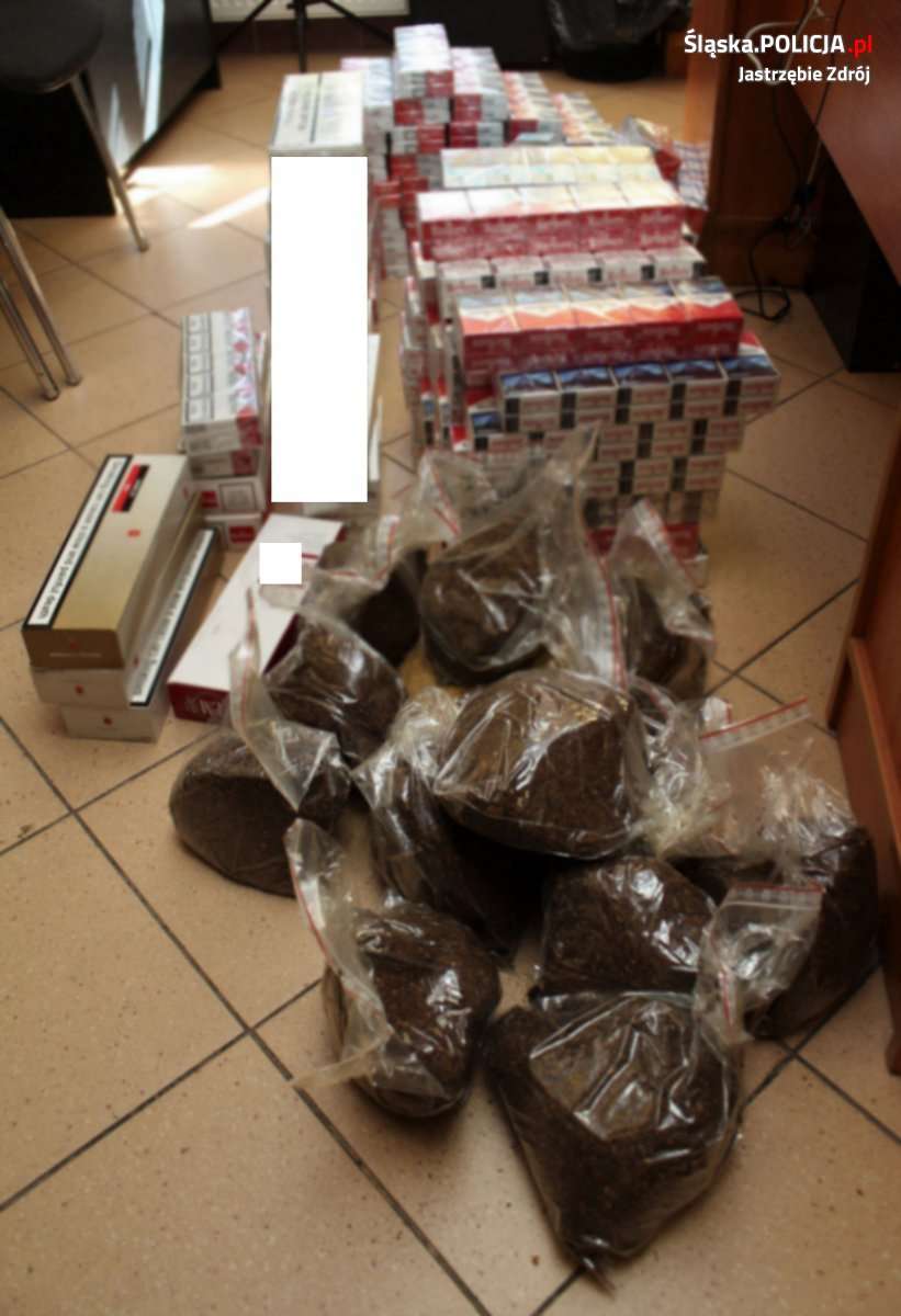 KMP Jastrzębie Policjanci znaleźli 1118 paczek „lewych” papierosów bez polskich znaków akcyzy 